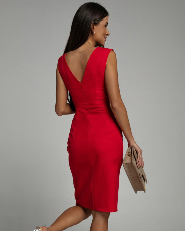 Roseline™|Robe cintrée avec décolleté en V et fente